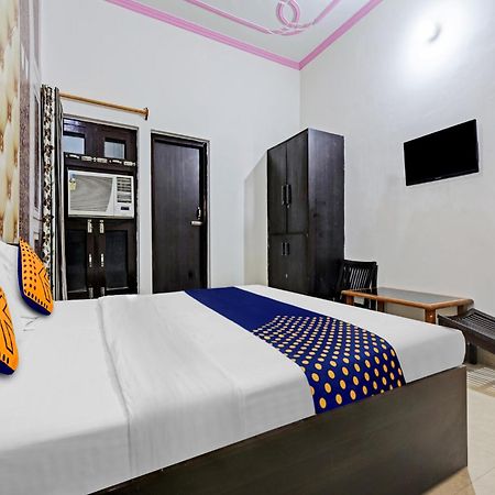 Rudrapur Spot On 81167 Hotel Asdr מראה חיצוני תמונה