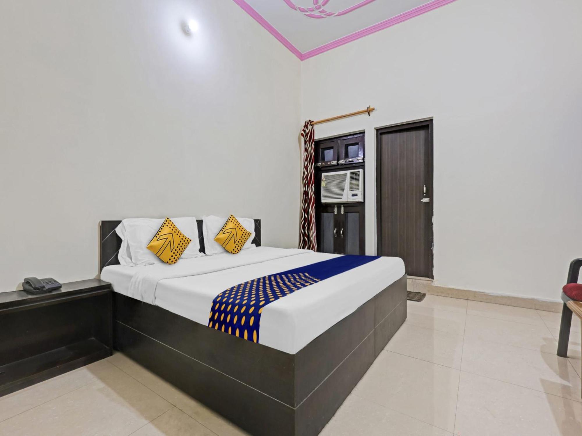 Rudrapur Spot On 81167 Hotel Asdr מראה חיצוני תמונה