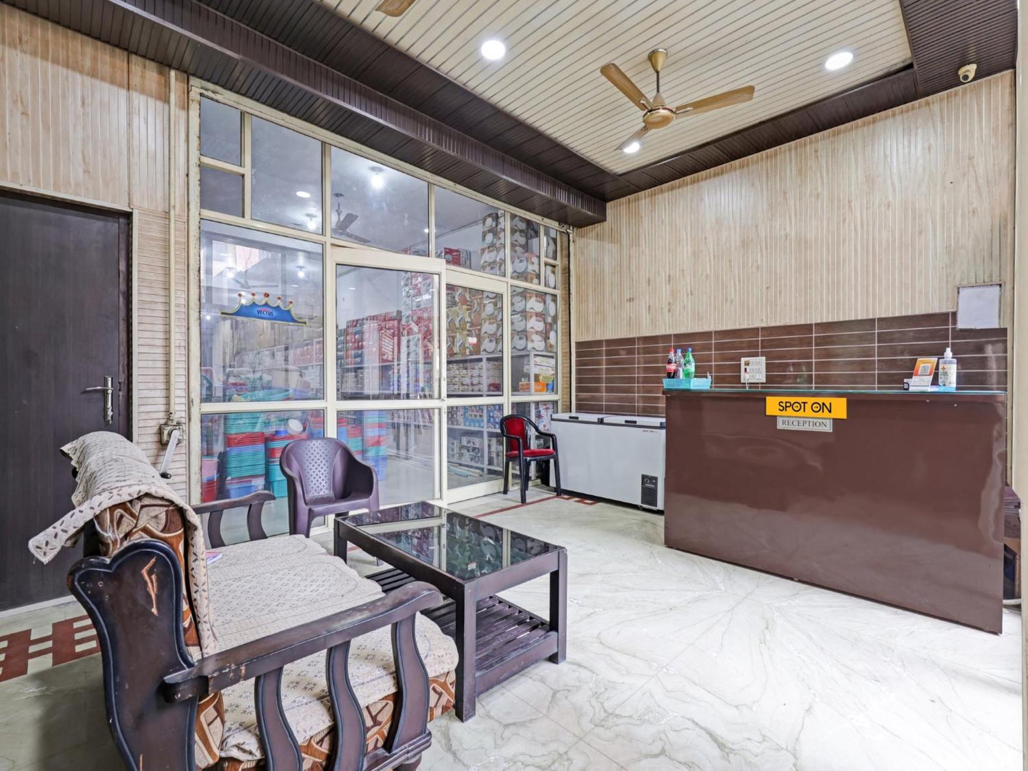Rudrapur Spot On 81167 Hotel Asdr מראה חיצוני תמונה