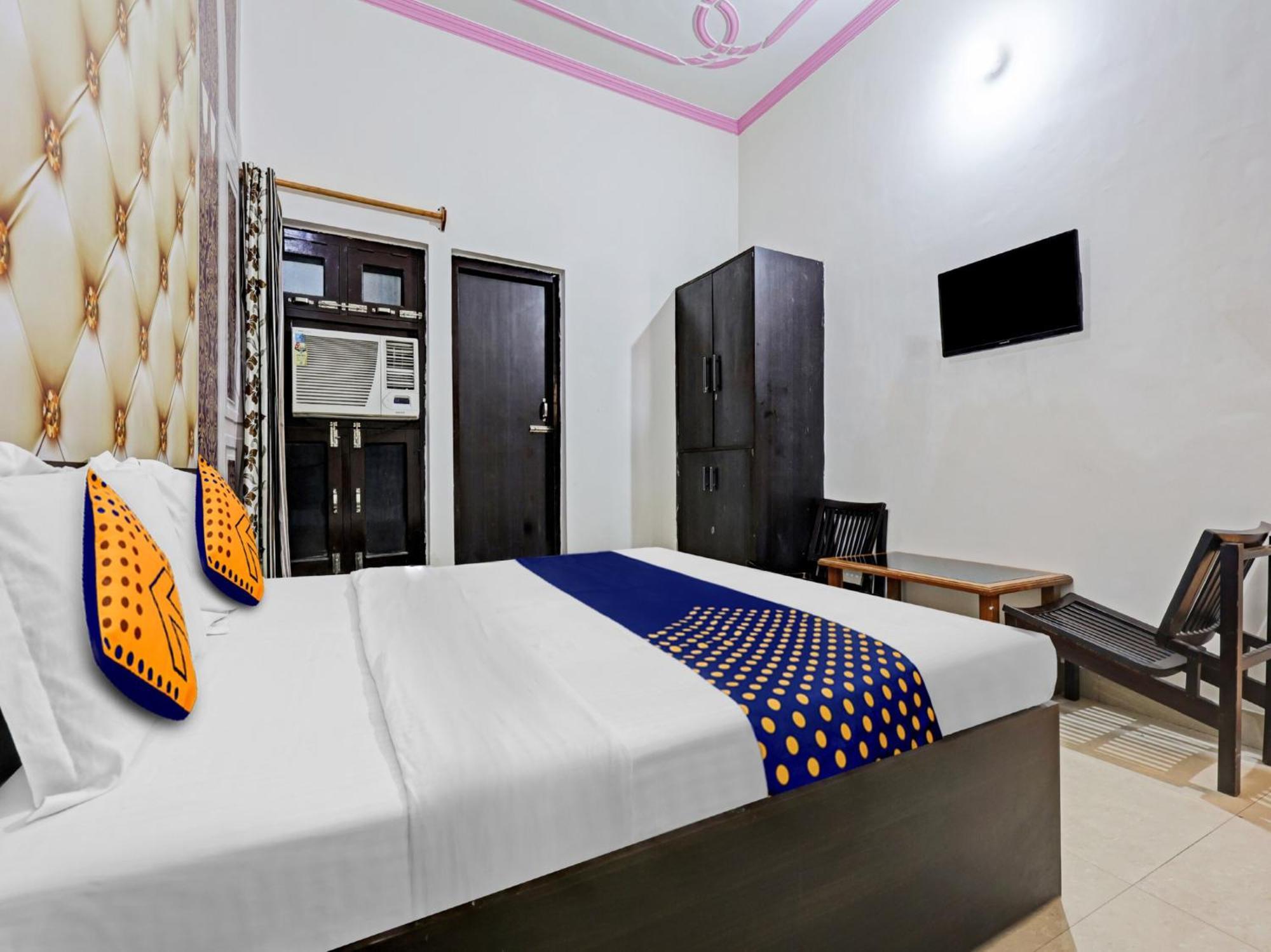 Rudrapur Spot On 81167 Hotel Asdr מראה חיצוני תמונה