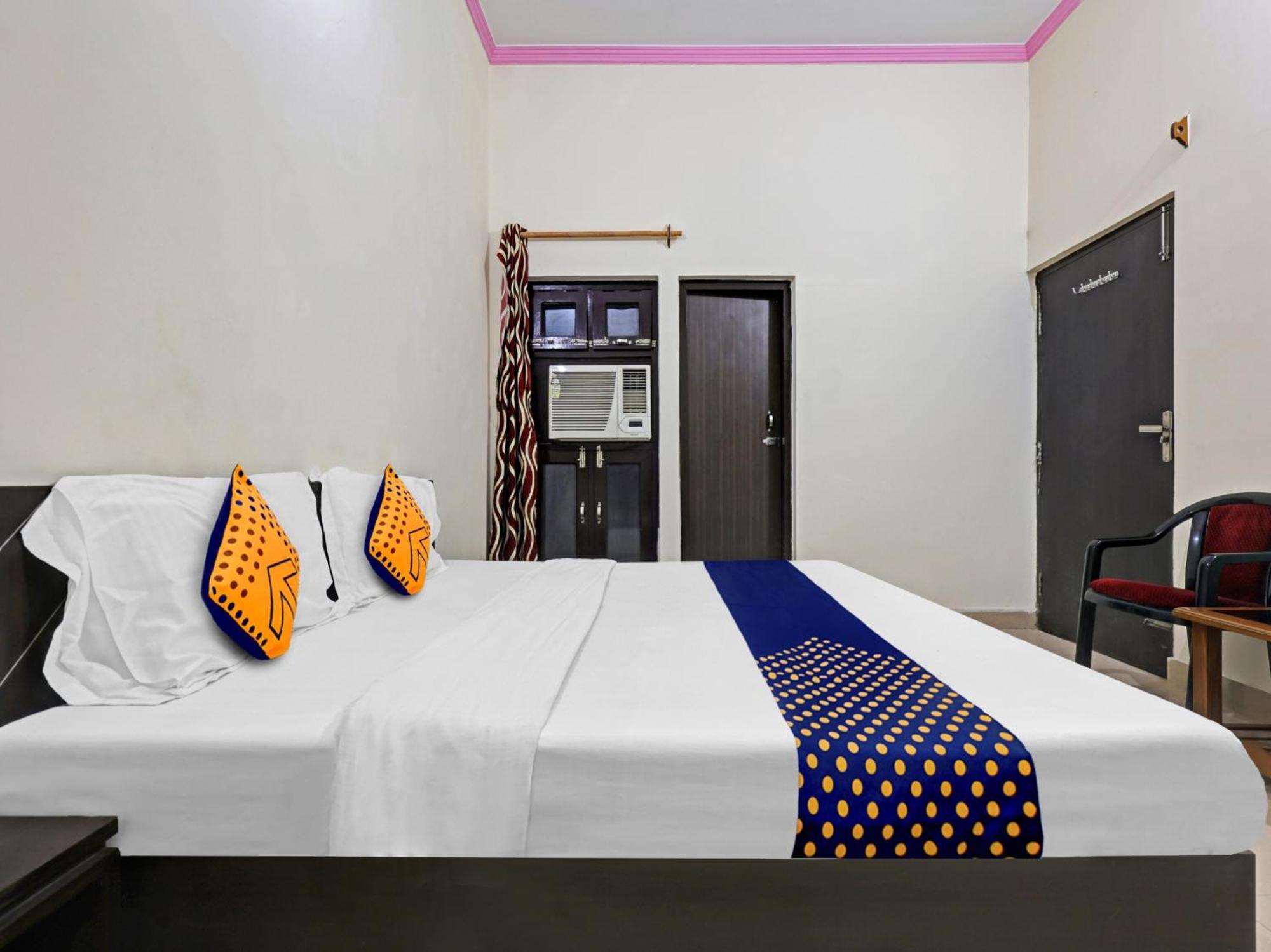 Rudrapur Spot On 81167 Hotel Asdr מראה חיצוני תמונה