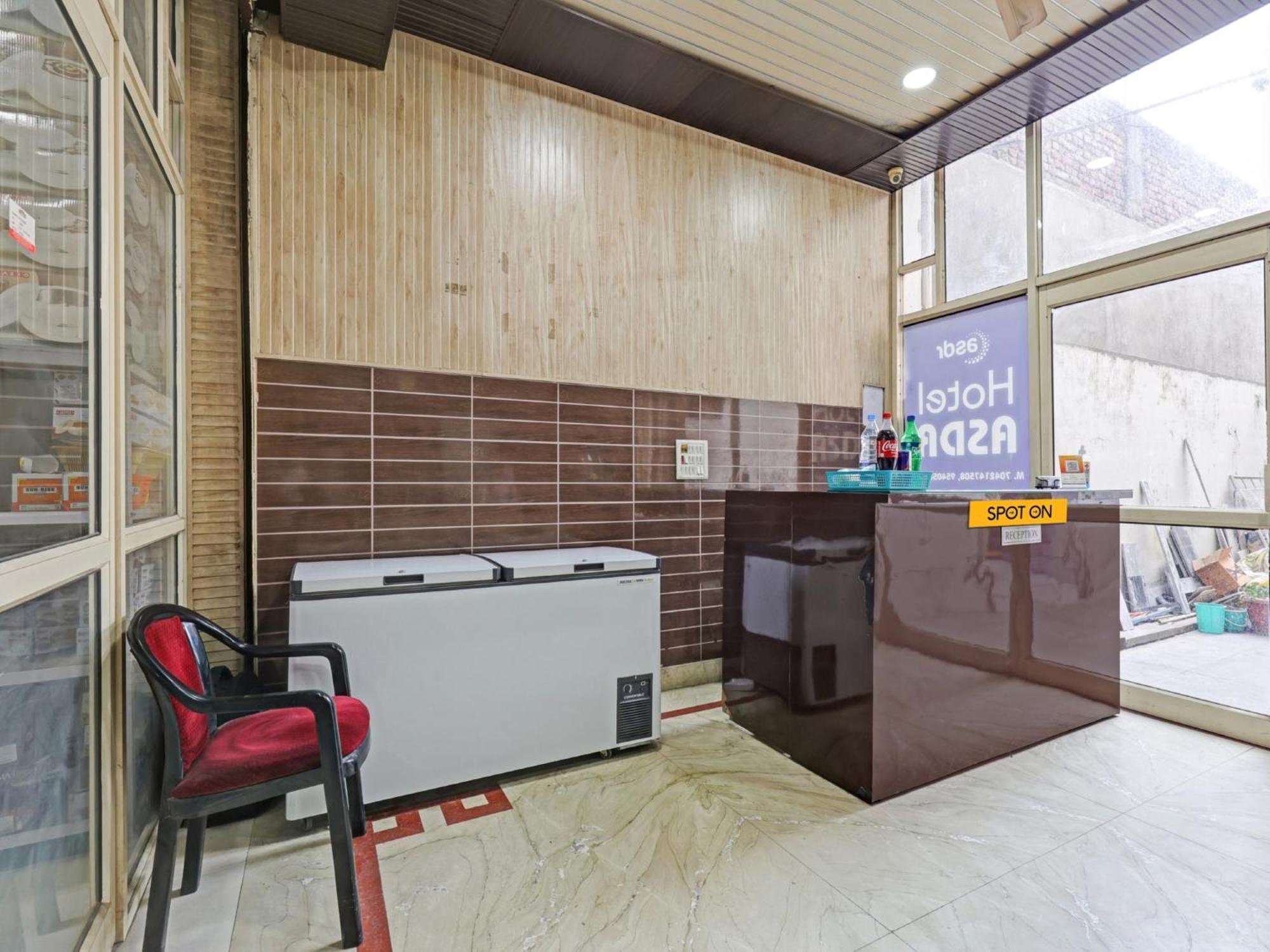 Rudrapur Spot On 81167 Hotel Asdr מראה חיצוני תמונה
